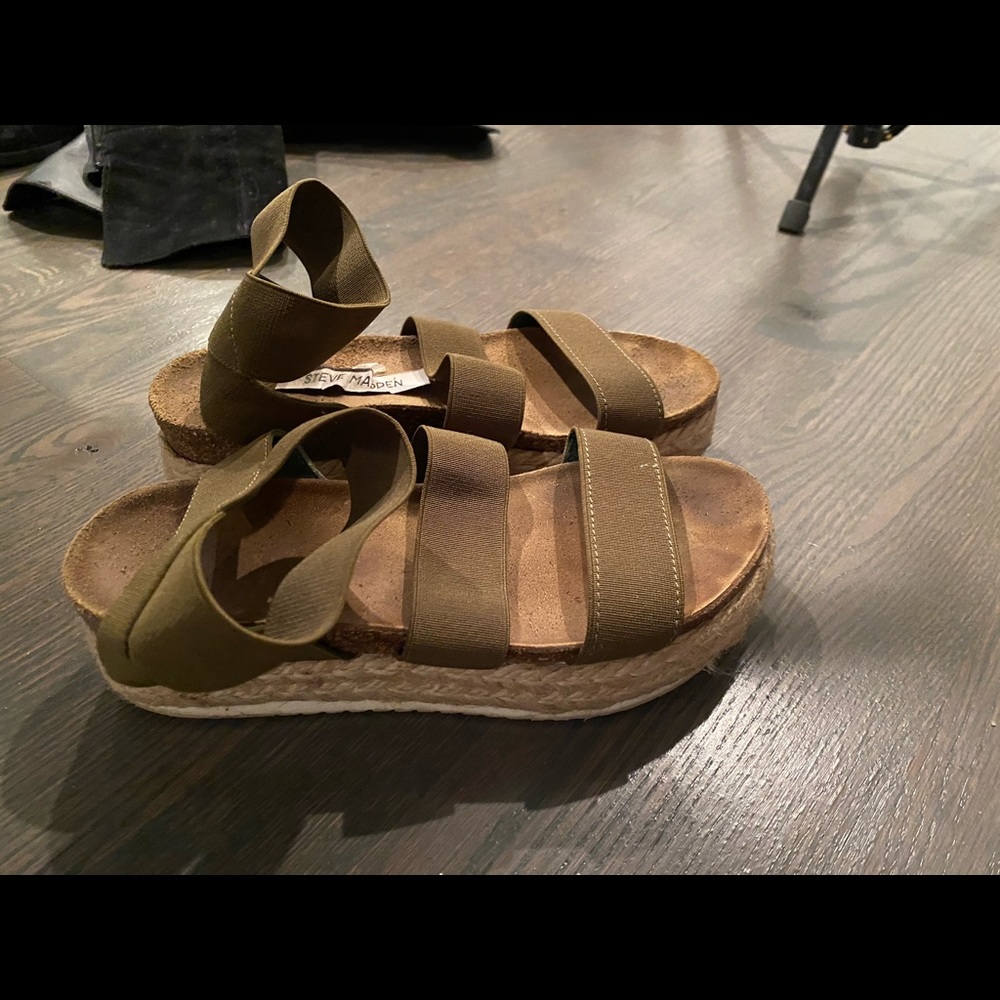 Green Platform sandals